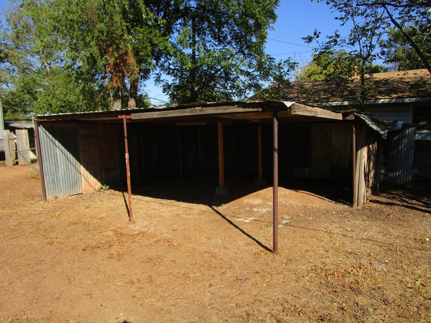 main property photo 9