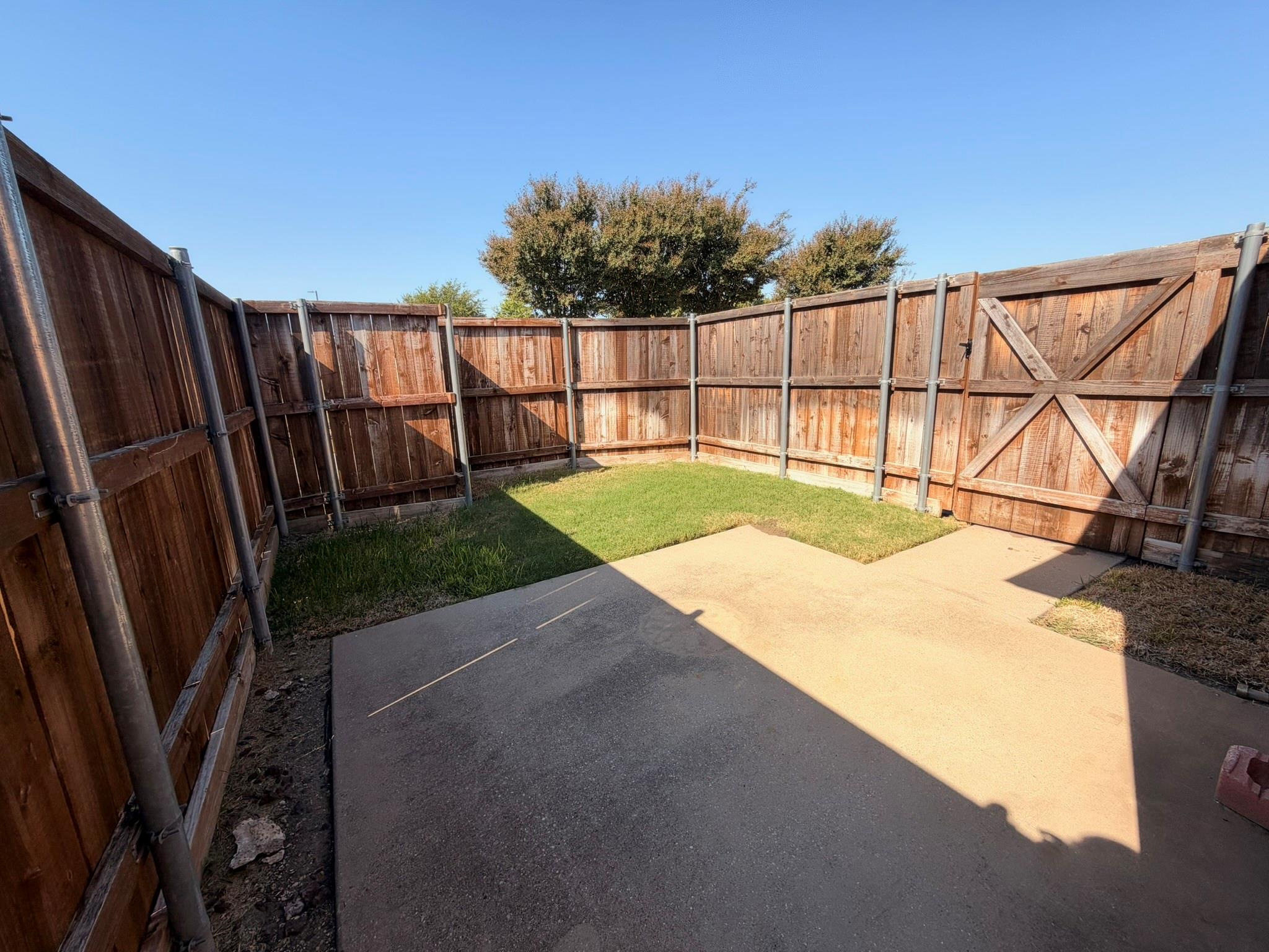 main property photo 26