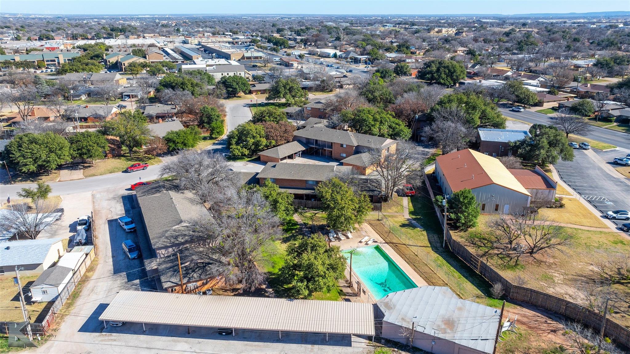 main property photo 15