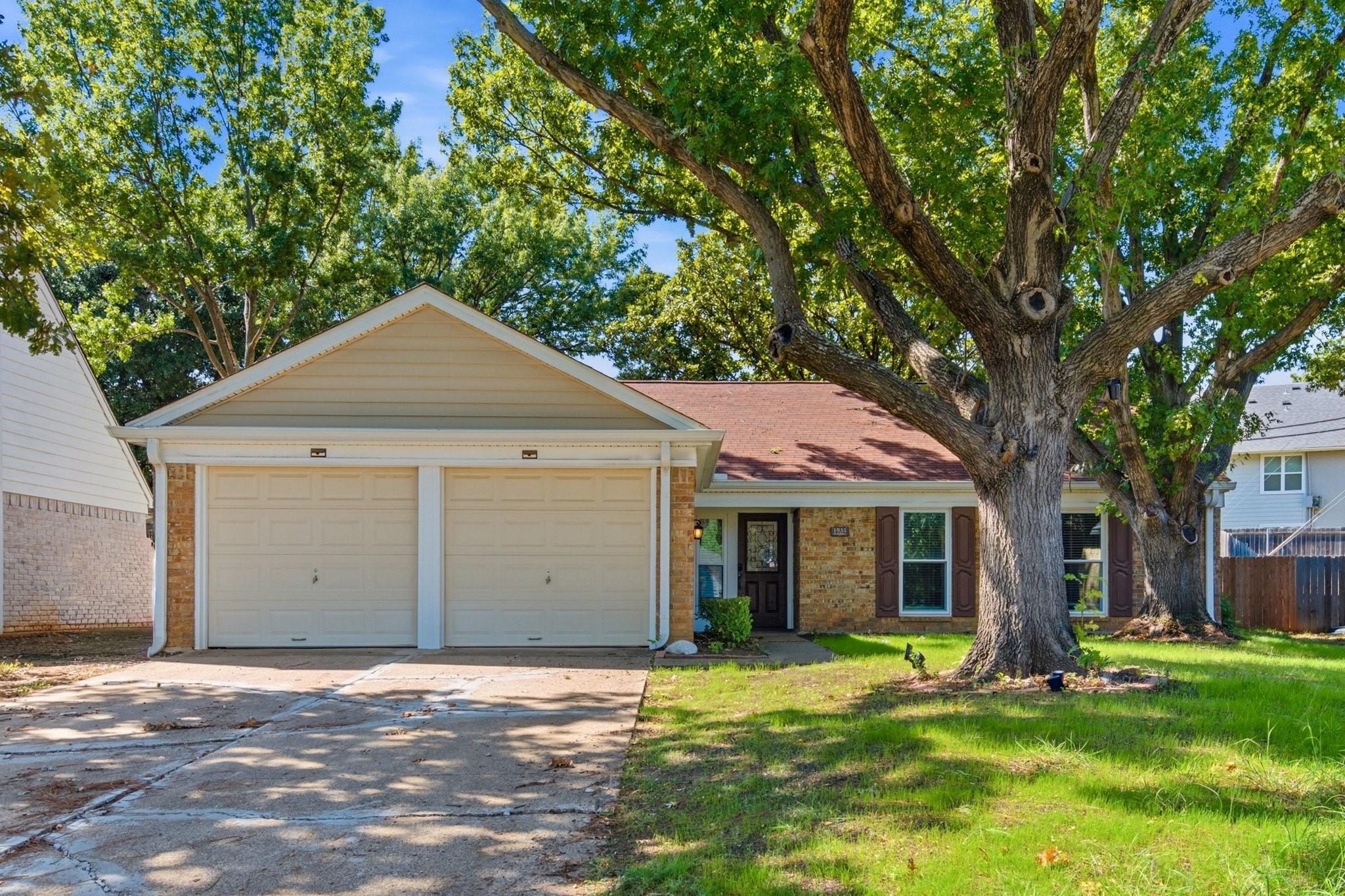 main property photo 0