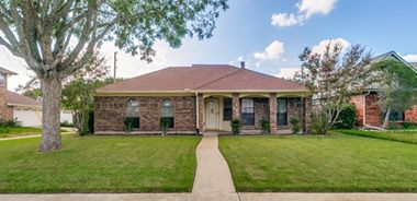 image of property with 3 Bed | 2 Bath | 1,347 Sqft