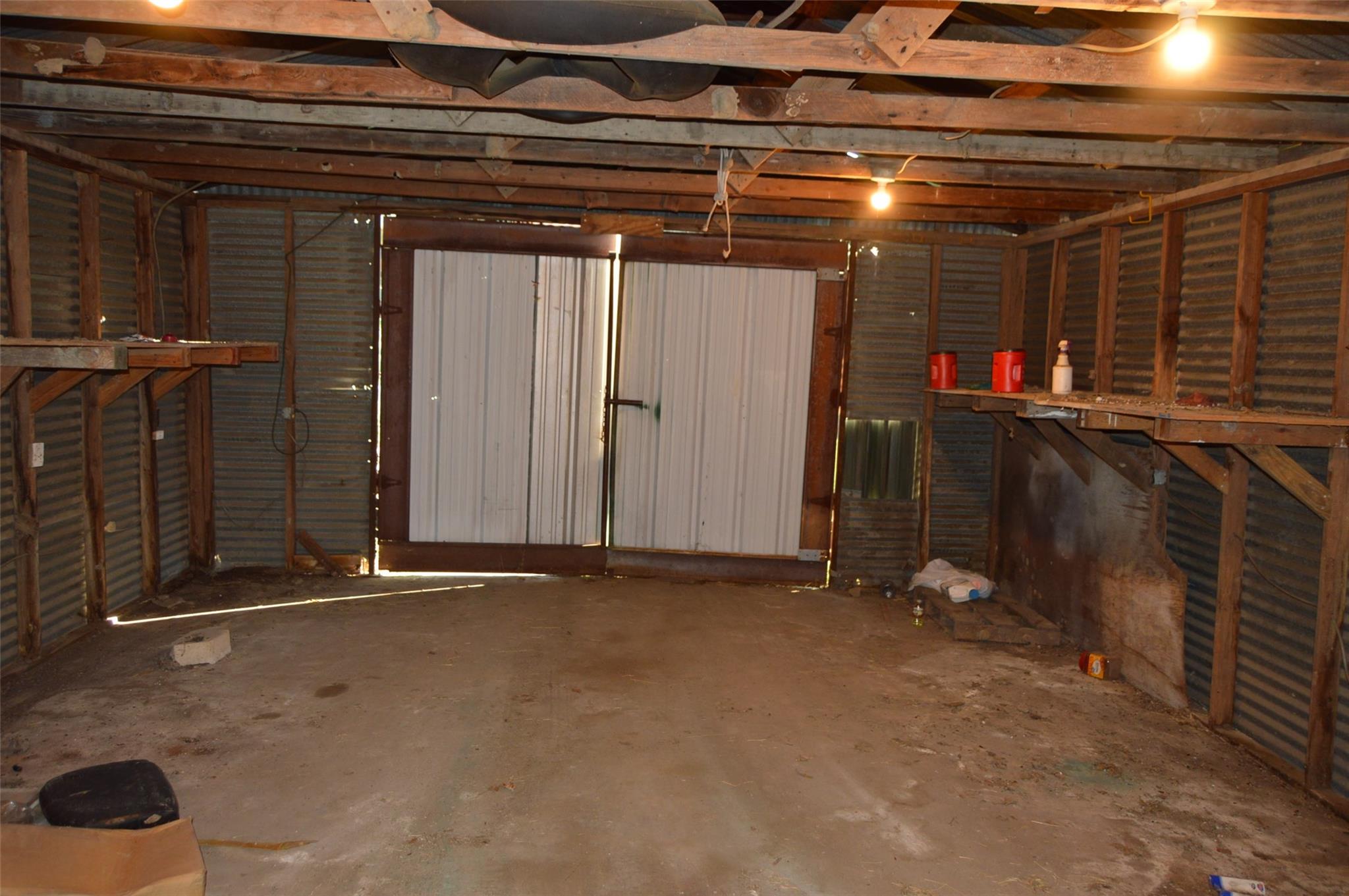 main property photo 38