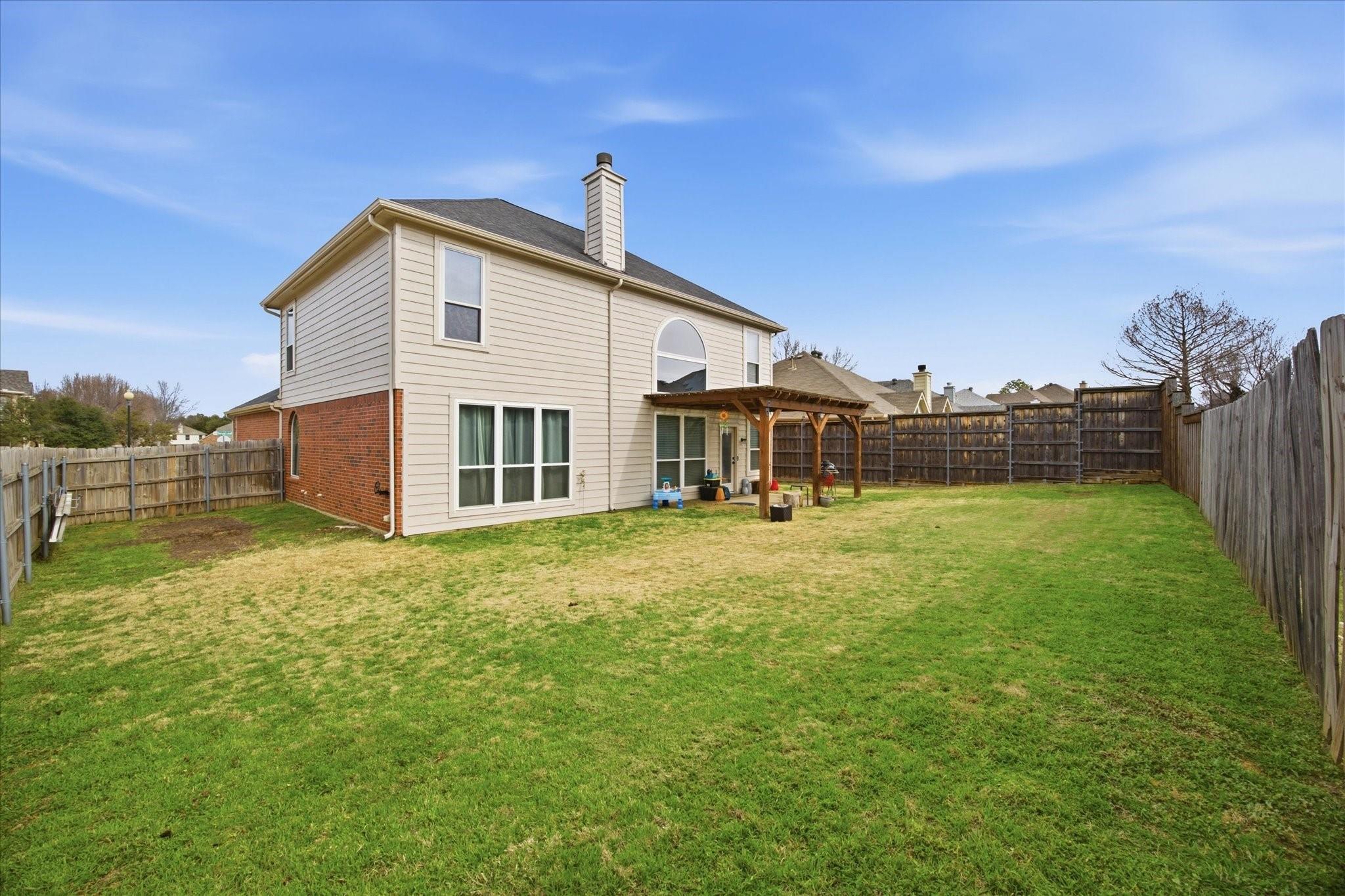 main property photo 20