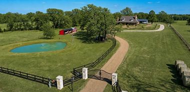 image of property with 3 Bed | 3 Bath | 3,372 Sqft