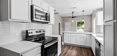 image of property with 2 Bed | 1 Bath | 976 Sqft