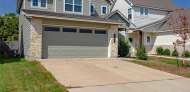 image of property with 4 Bed | 3 Bath | 1,879 Sqft