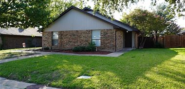 image of property with 2 Bed | 2 Bath | 1,090 Sqft
