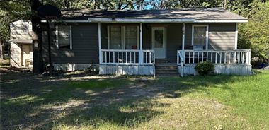 image of property with 3 Bed | 2 Bath | 1,320 Sqft