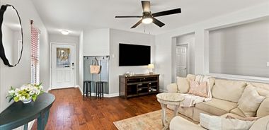 image of property with 3 Bed | 2 Bath | 1,309 Sqft