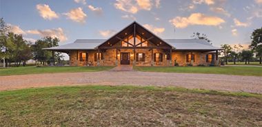 image of property with 3 Bed | 3 Bath | 4,169 Sqft