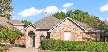 image of property with 4 Bed | 2 Bath | 2,494 Sqft