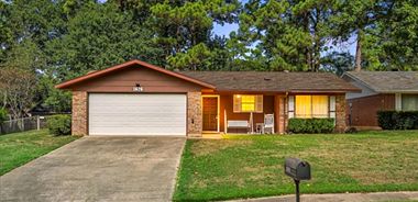 image of property with 3 Bed | 2 Bath | 1,387 Sqft