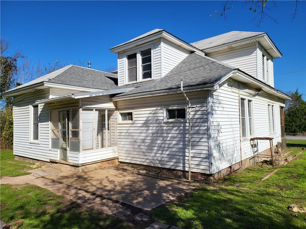 main property photo 6
