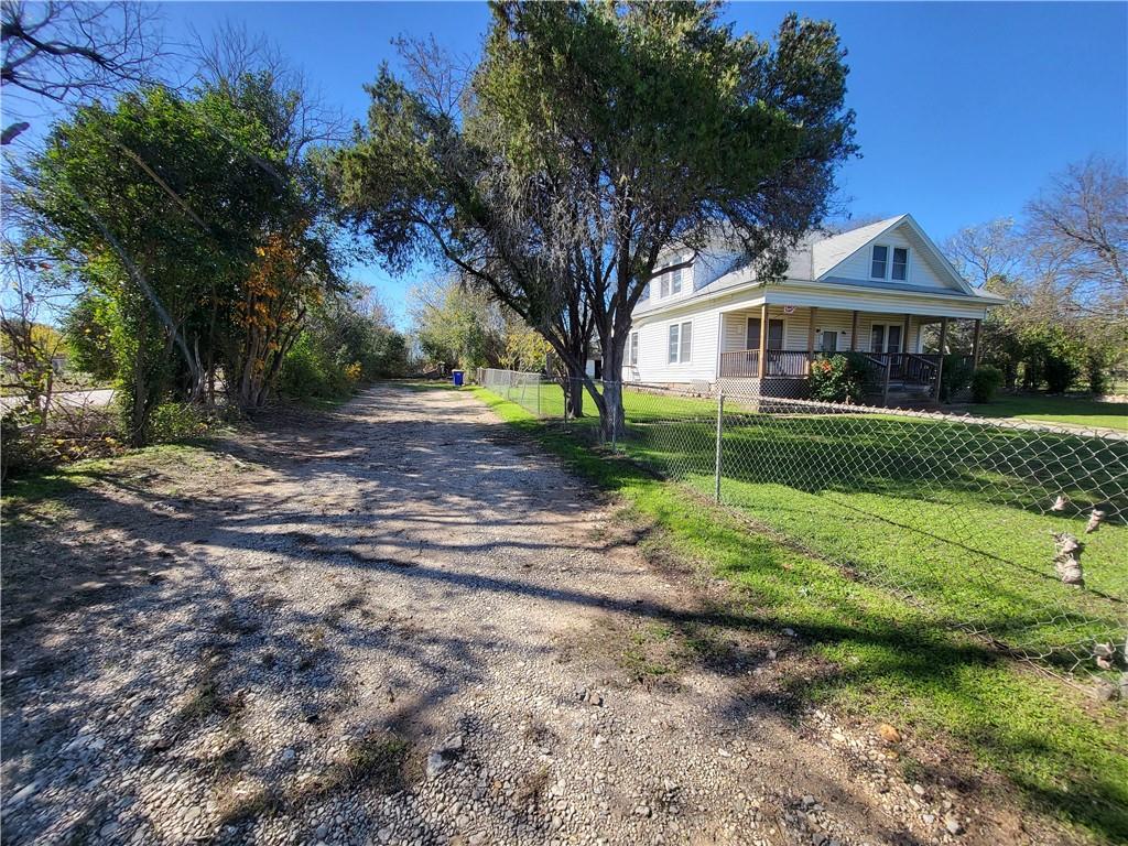 main property photo 8