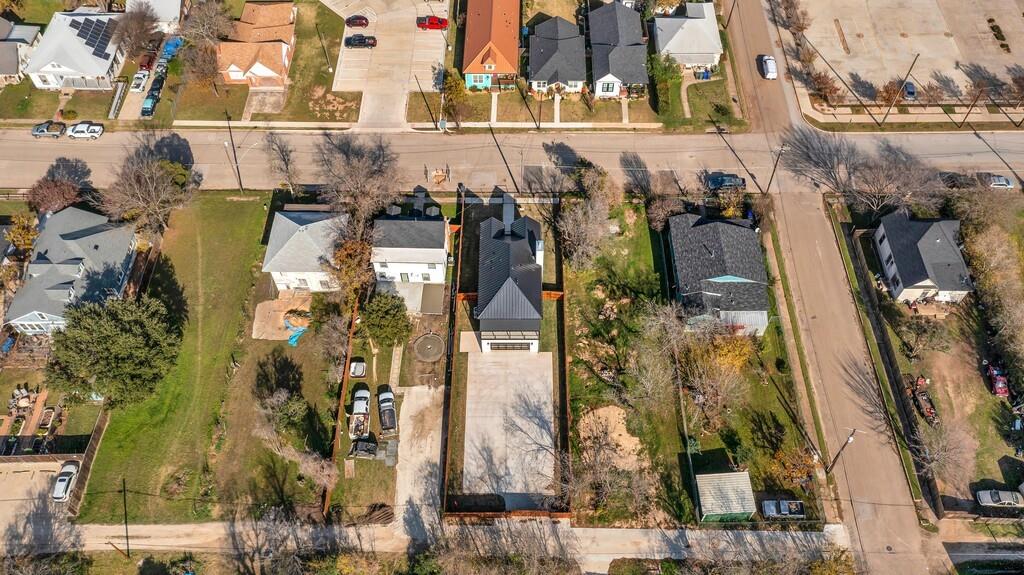 main property photo 70