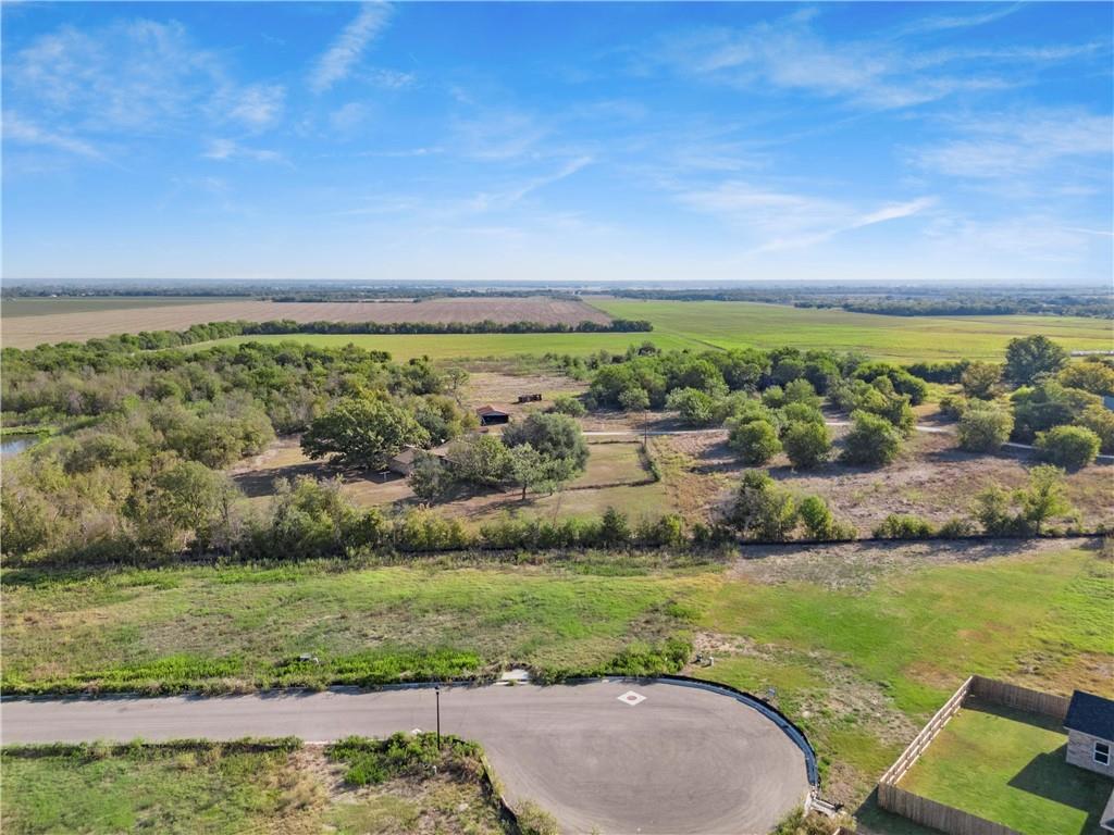 main property photo 6