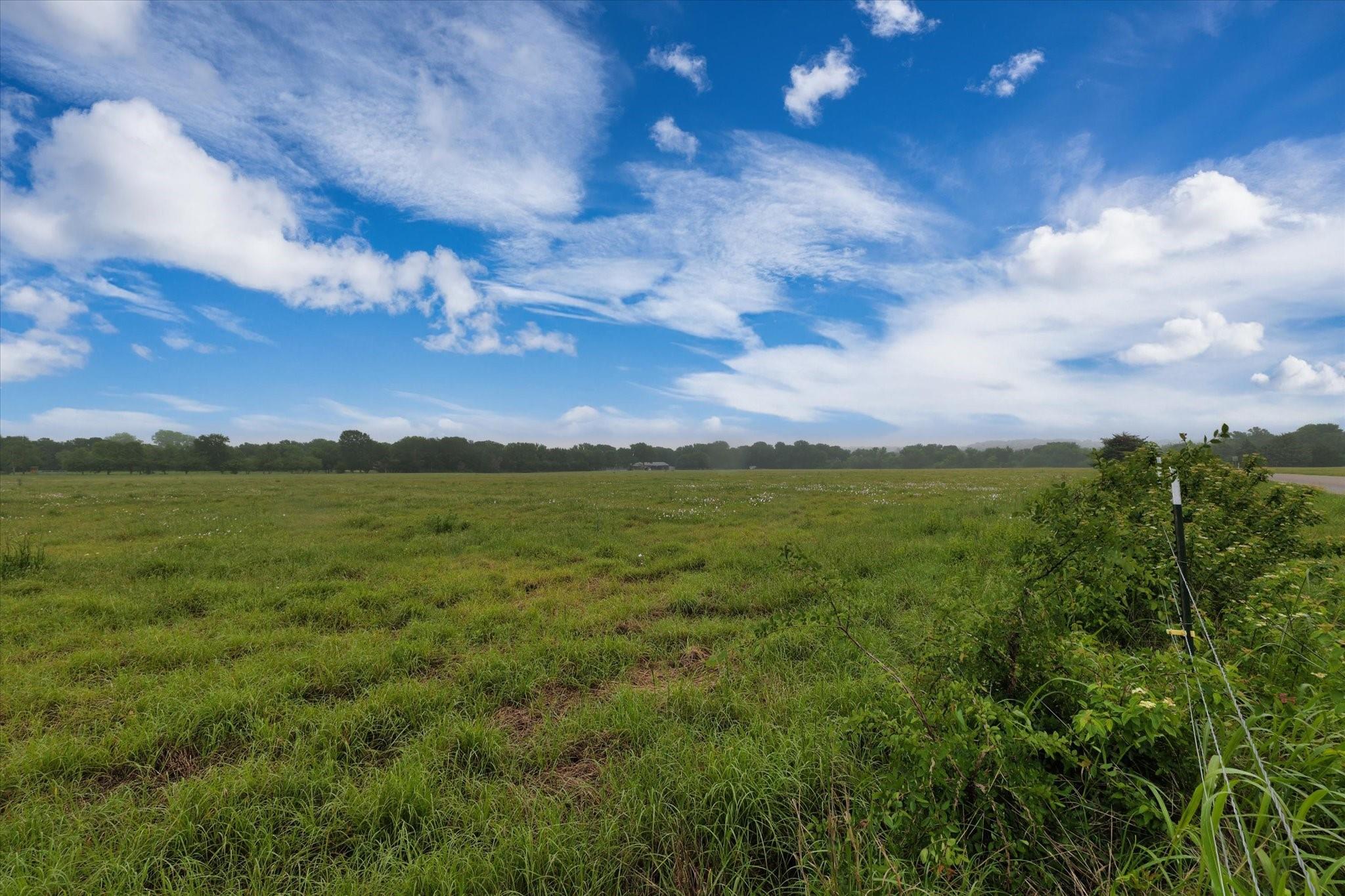 property viewer photo 15