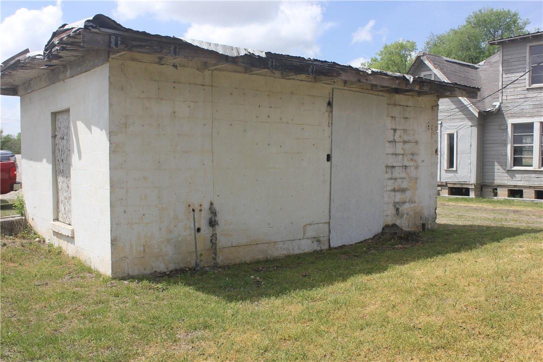 main property photo 16