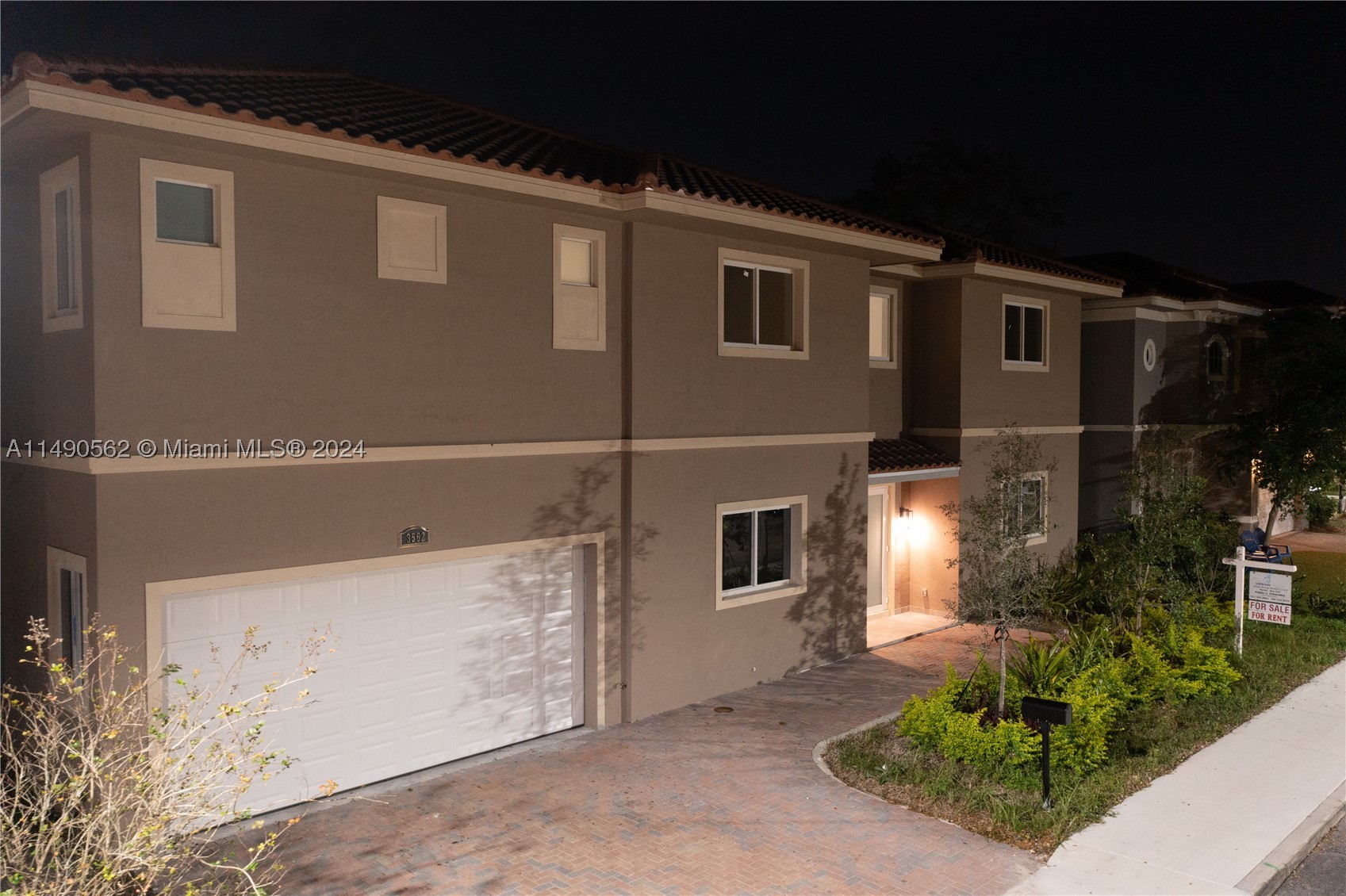 main property photo 79
