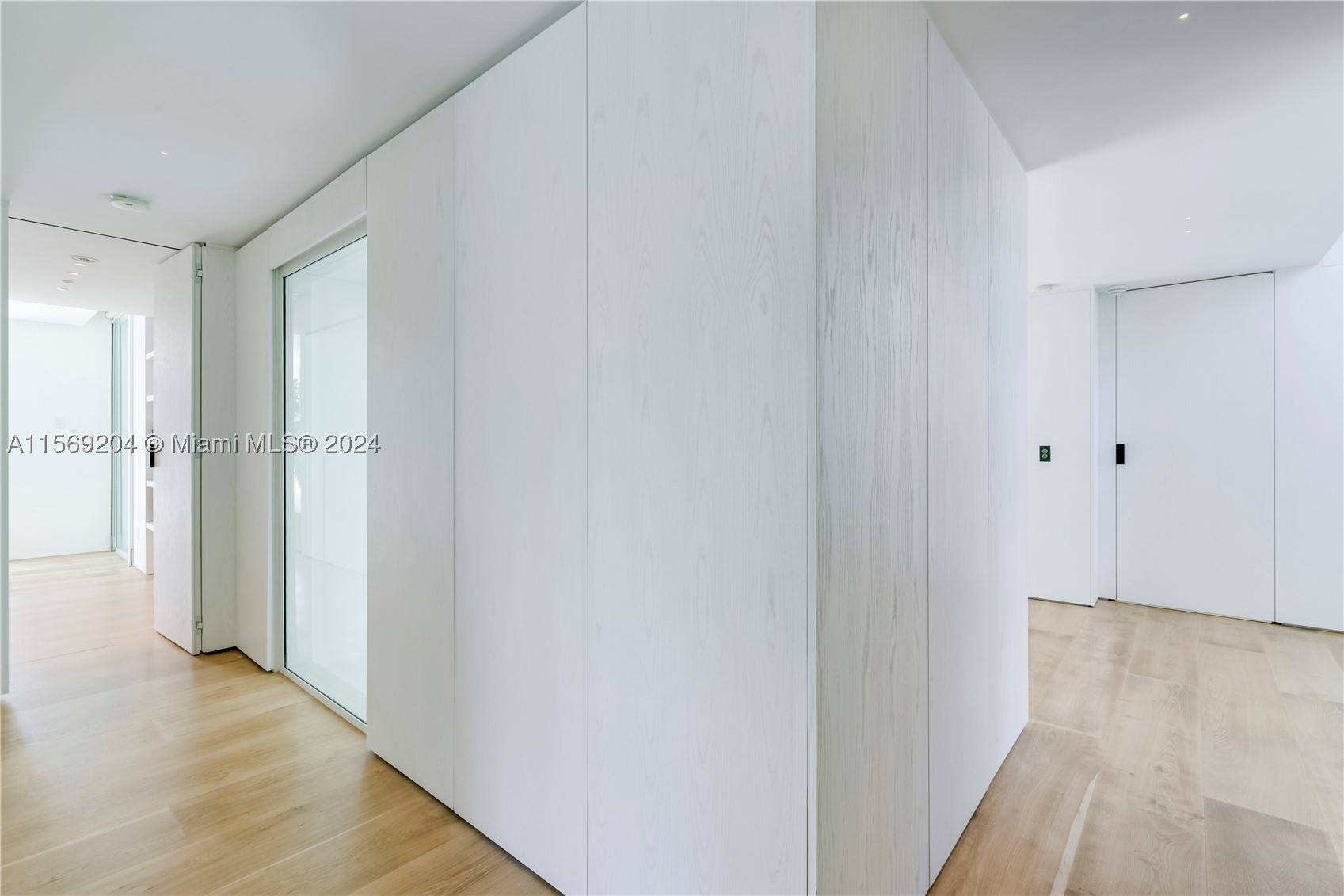 main property photo 77
