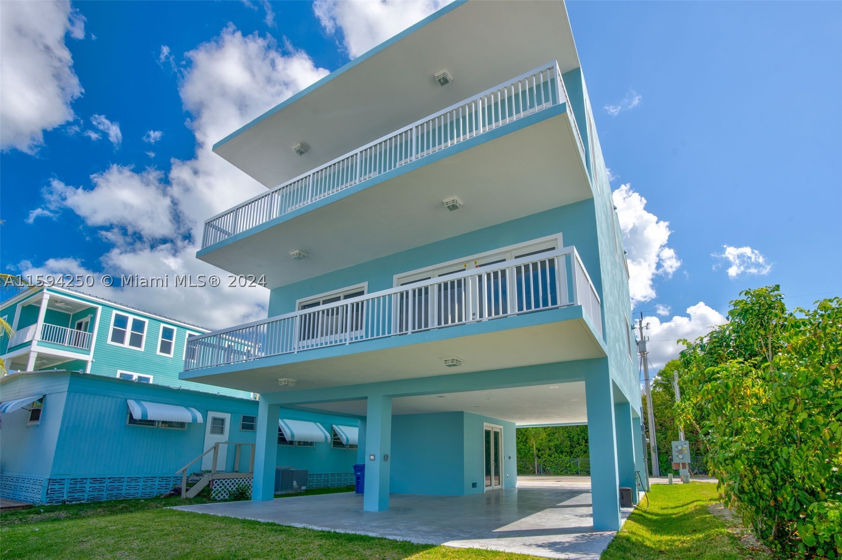 main property photo 40