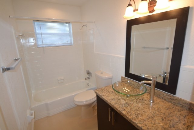 main property photo 79