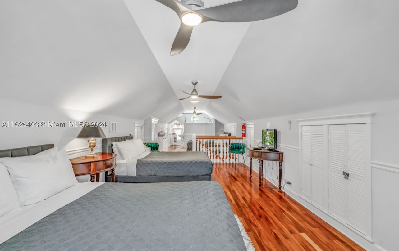 main property photo 66