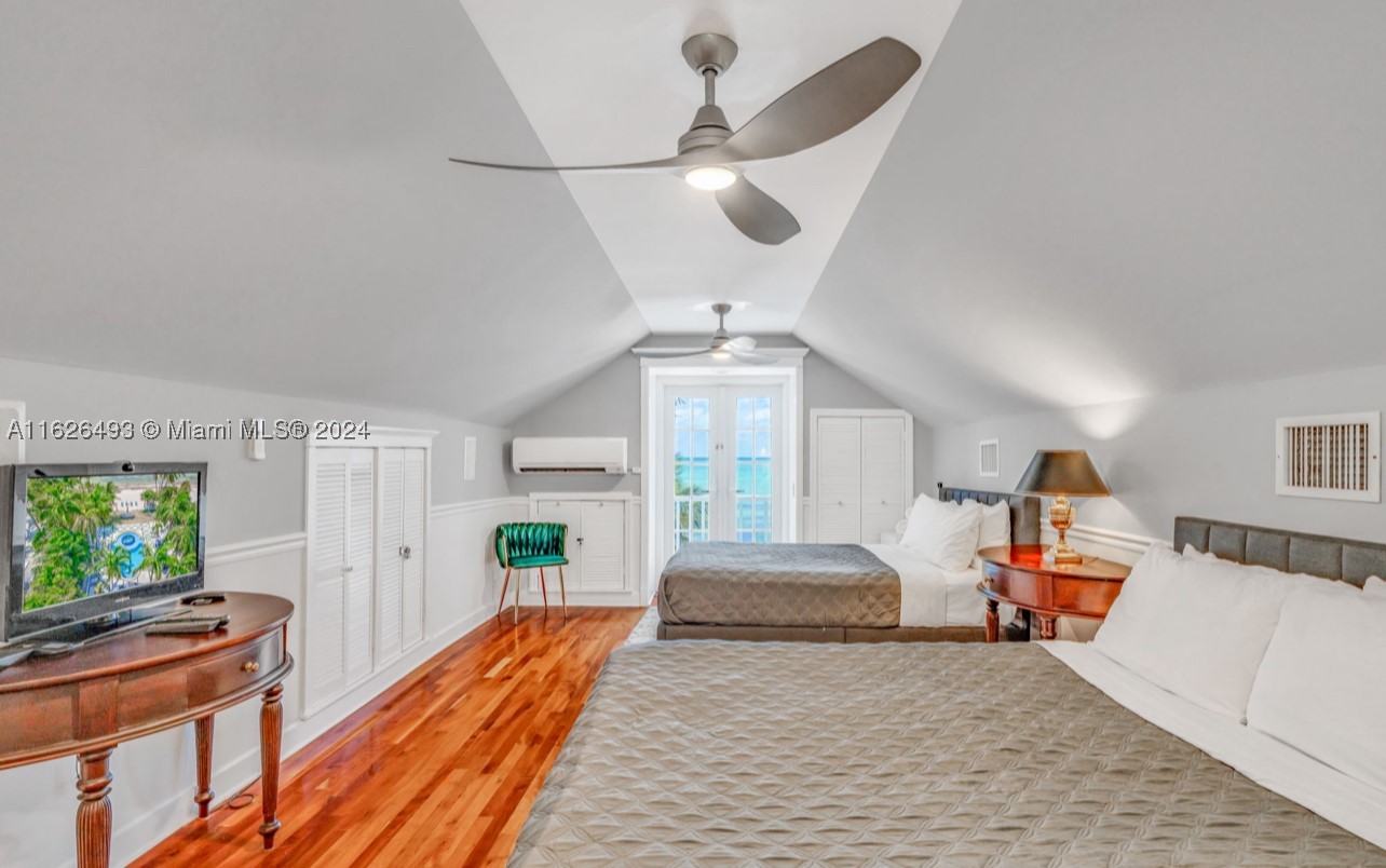 main property photo 67