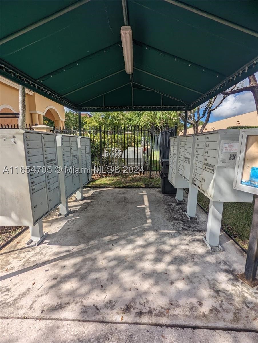 main property photo 20