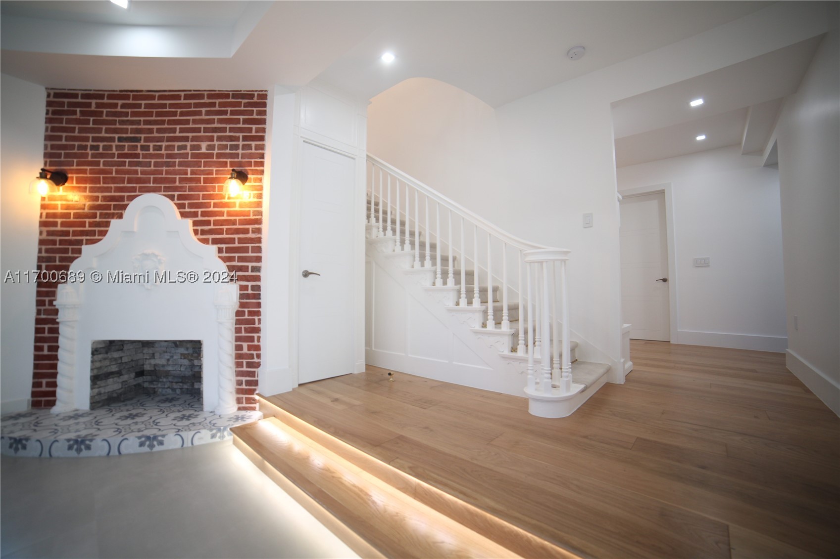 main property photo 74