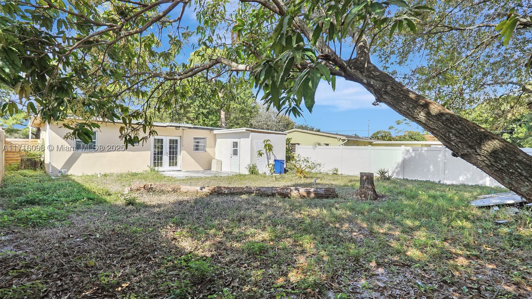 main property photo 36
