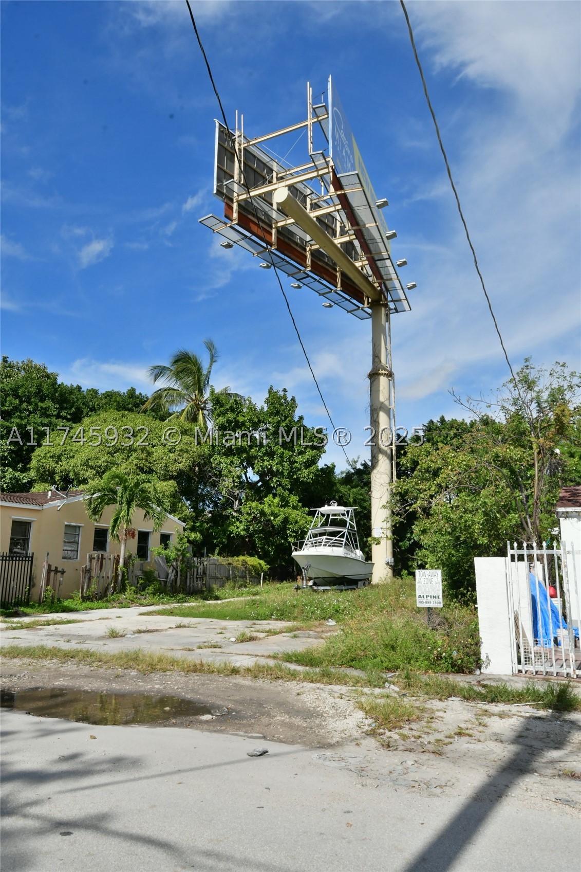 main property photo 33
