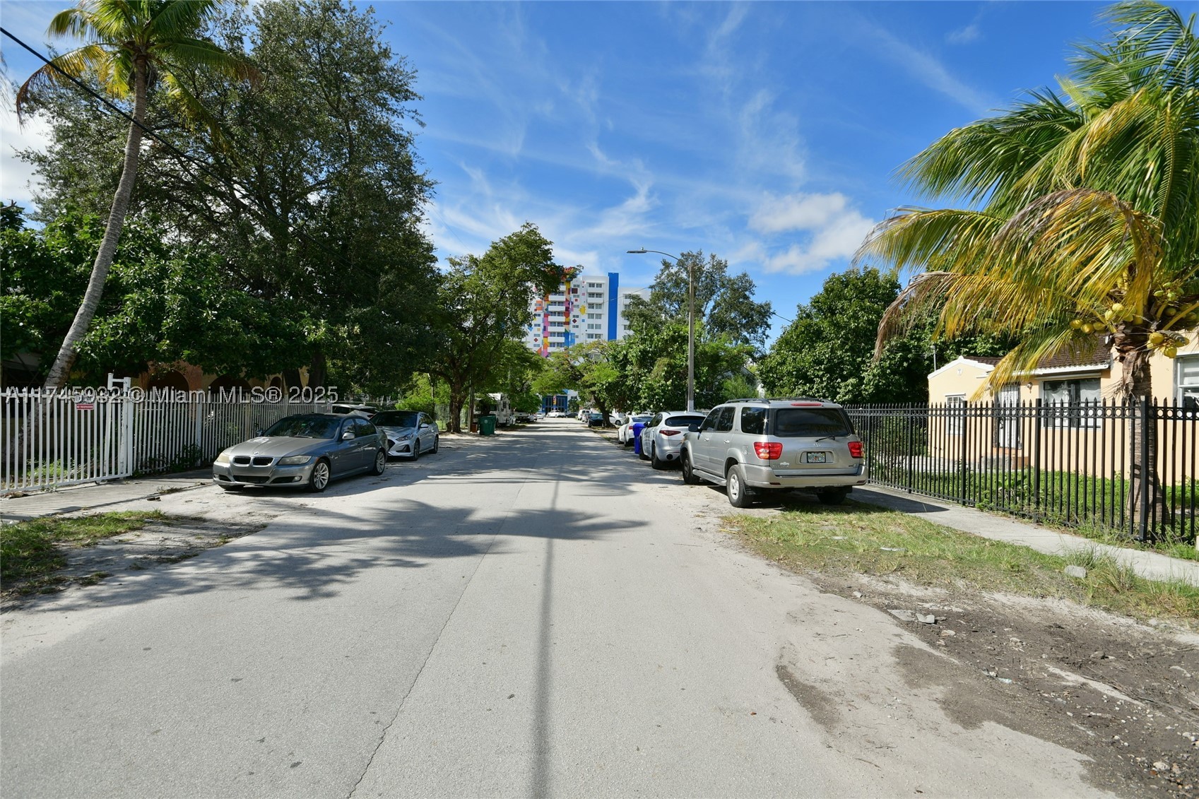 main property photo 40