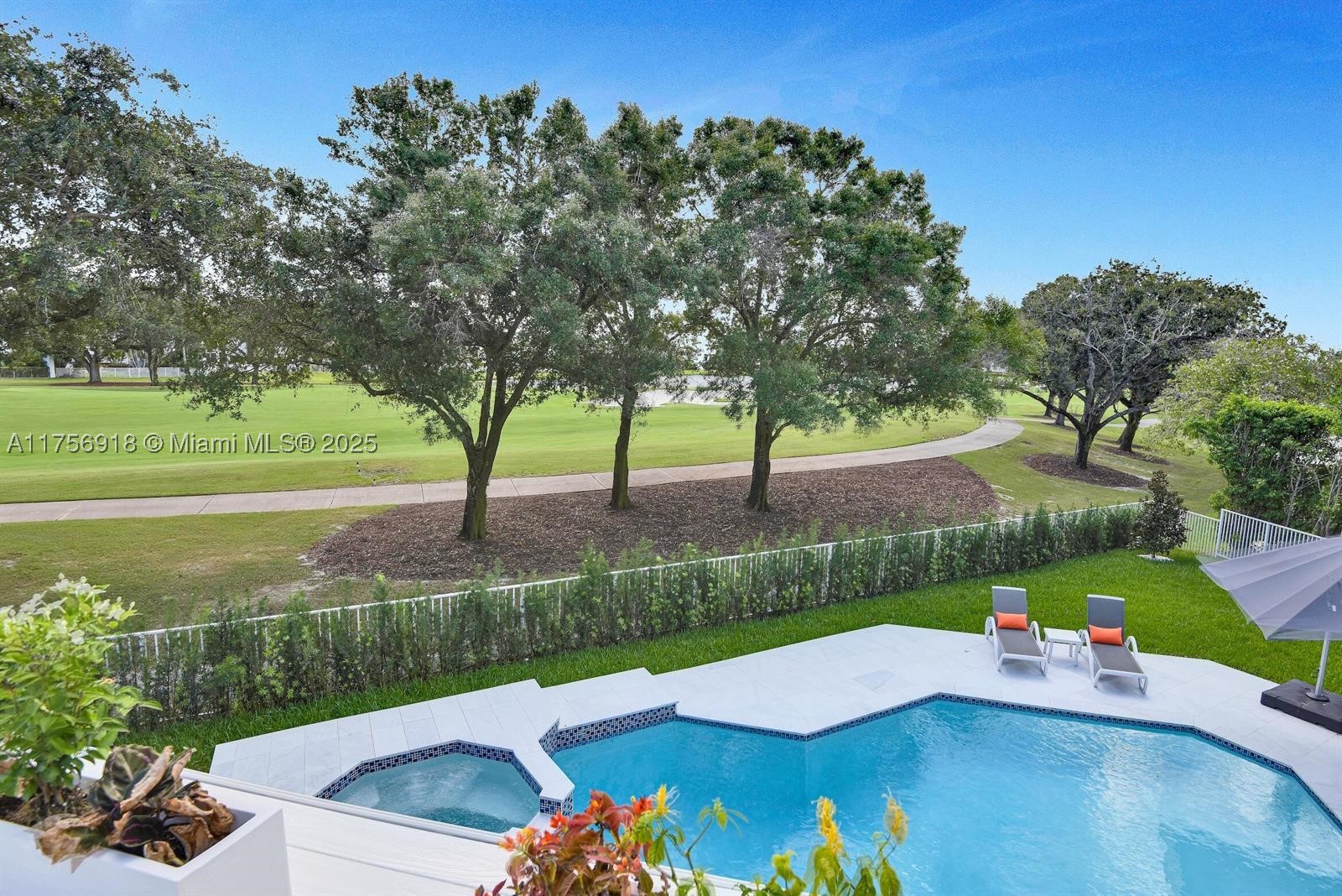 main property photo 45