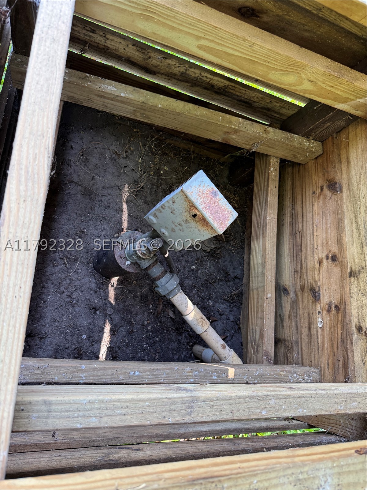 main property photo 13