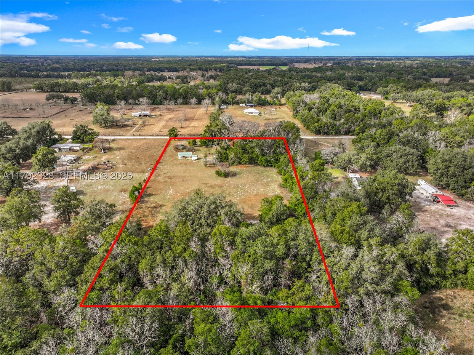 main property photo 34