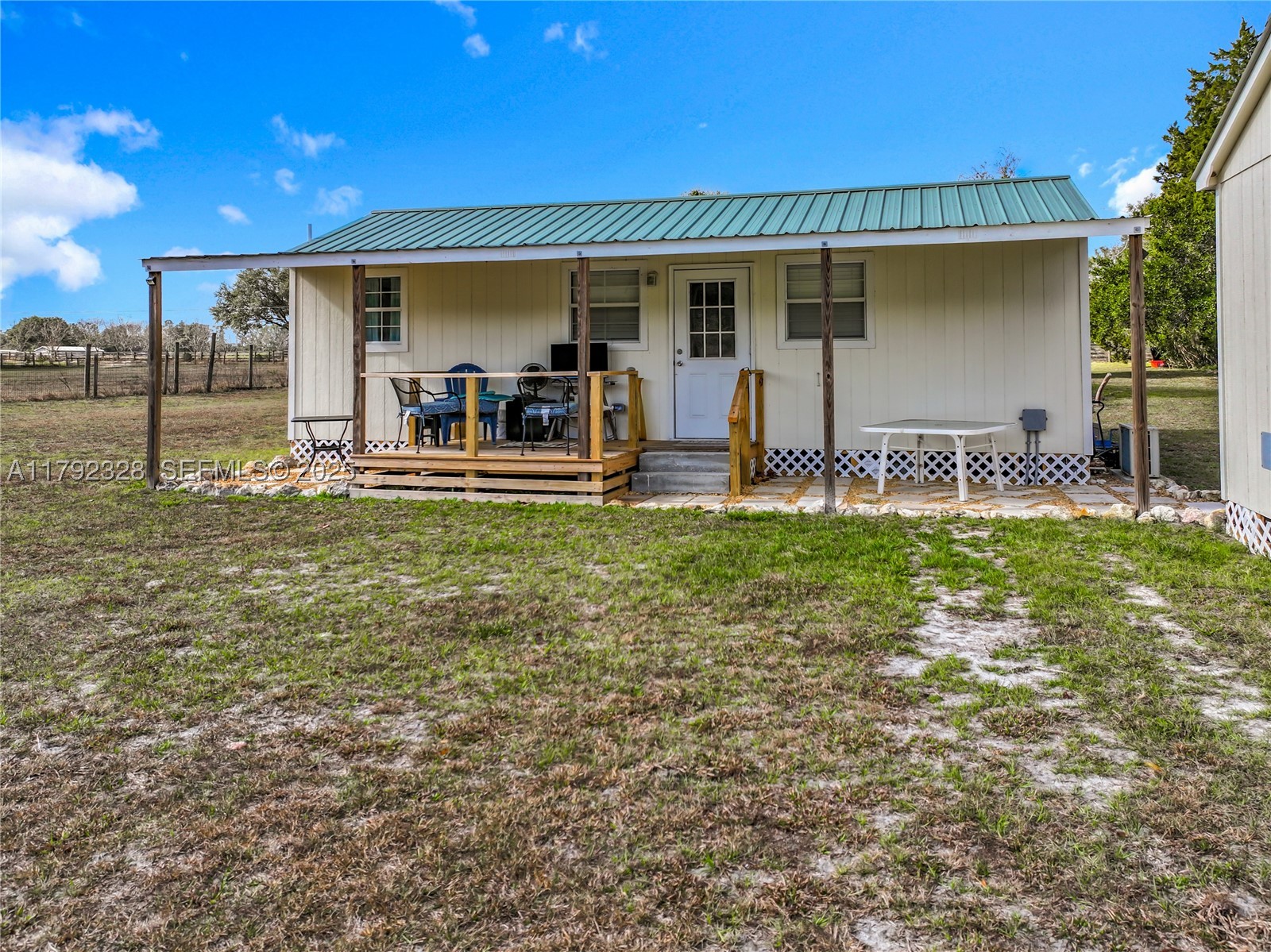main property photo 45