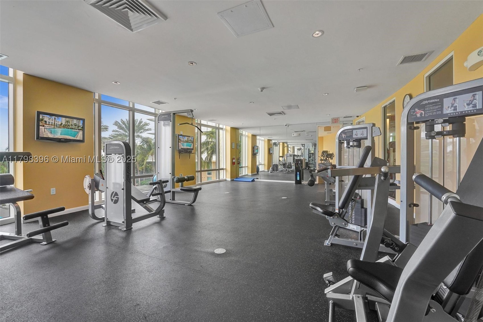 main property photo 45