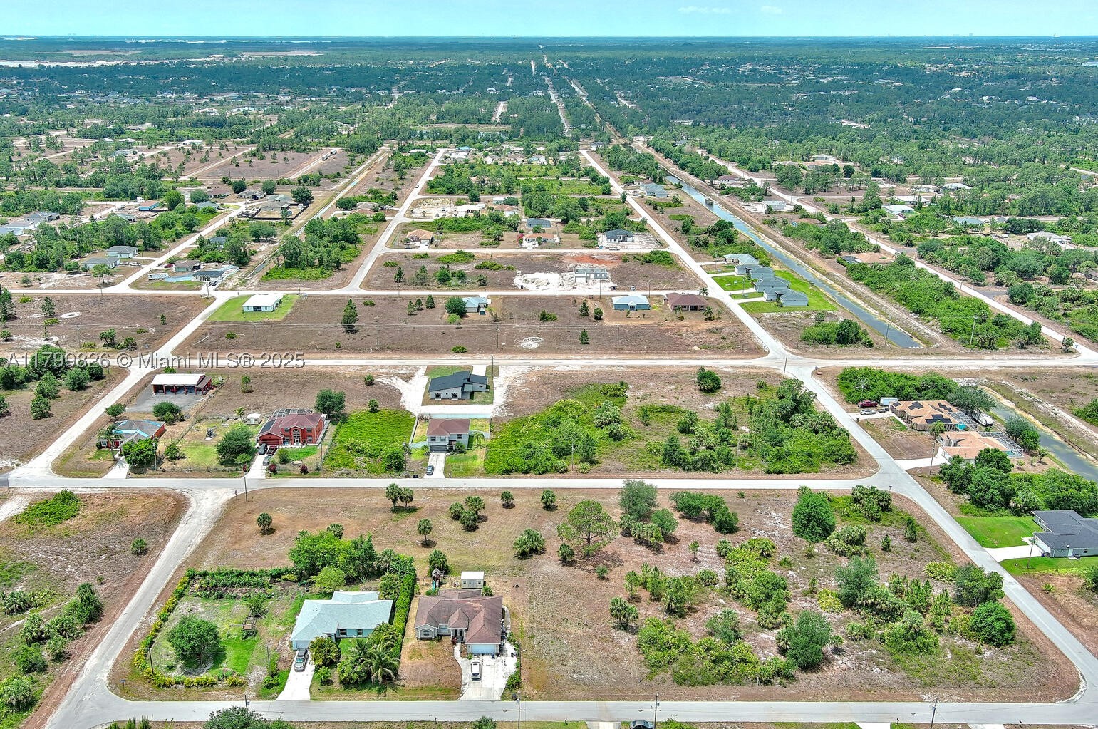 main property photo 16
