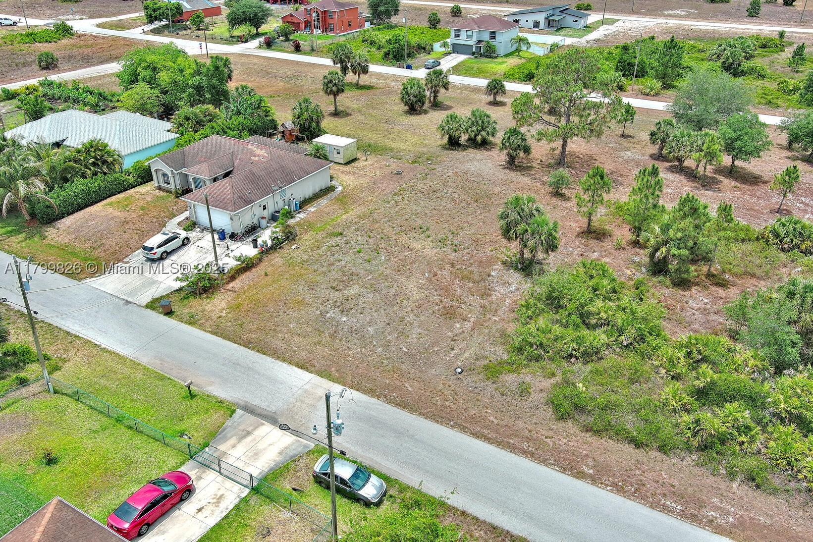 main property photo 9