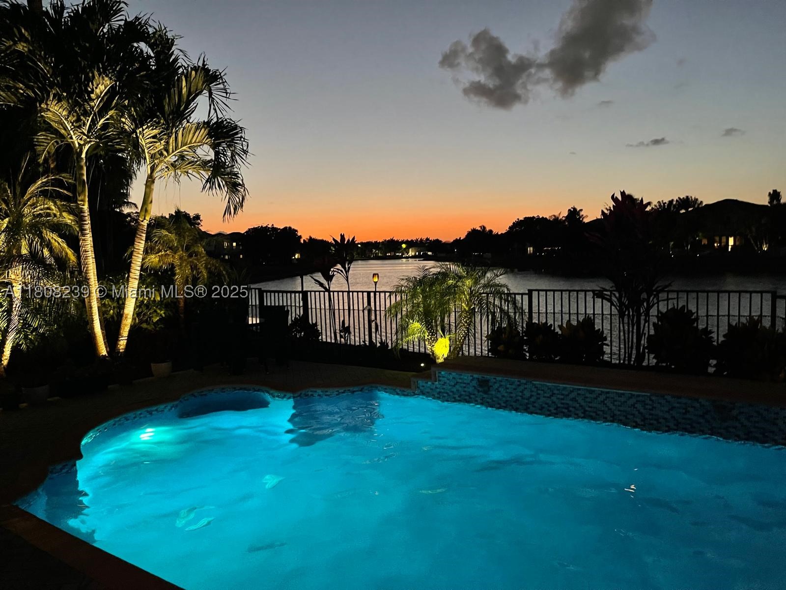 property viewer photo 75