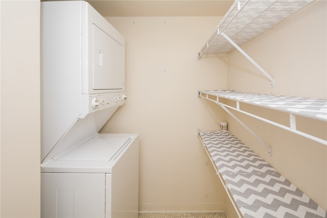 property viewer photo 26