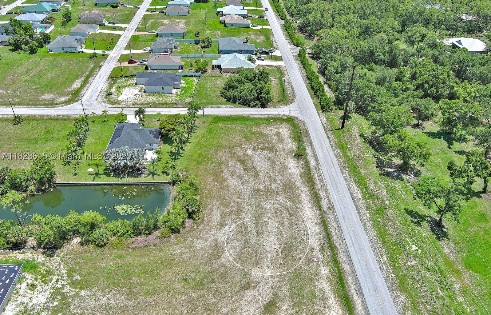 main property photo 22