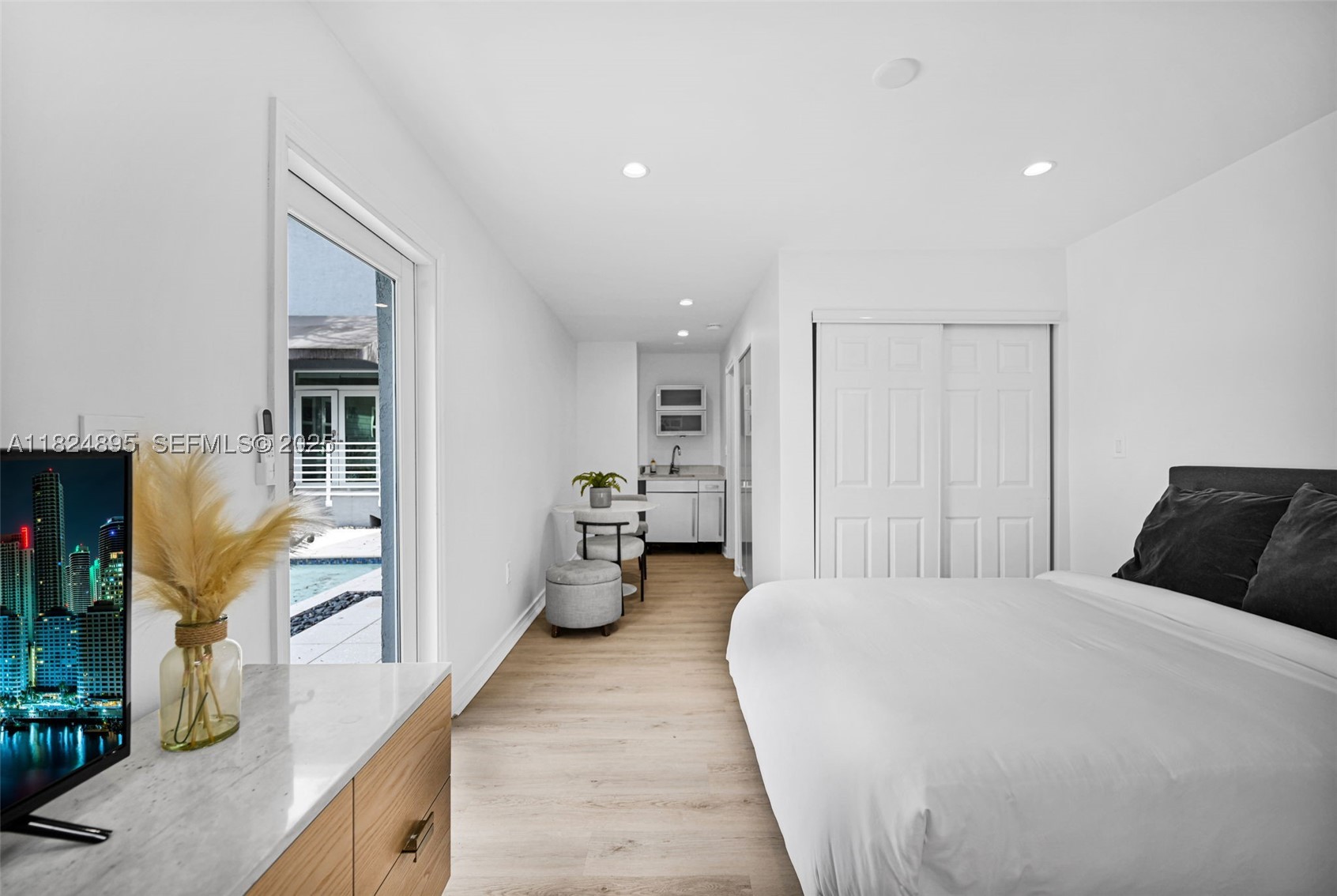 main property photo 60