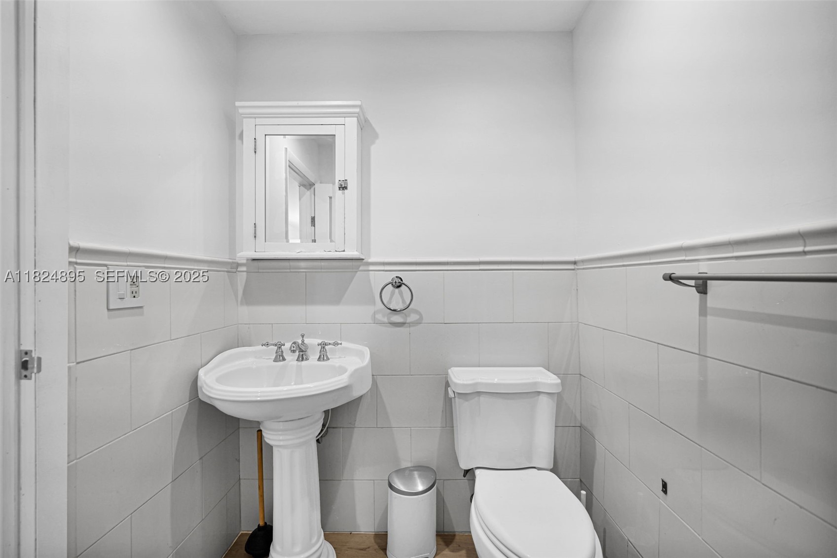 main property photo 65