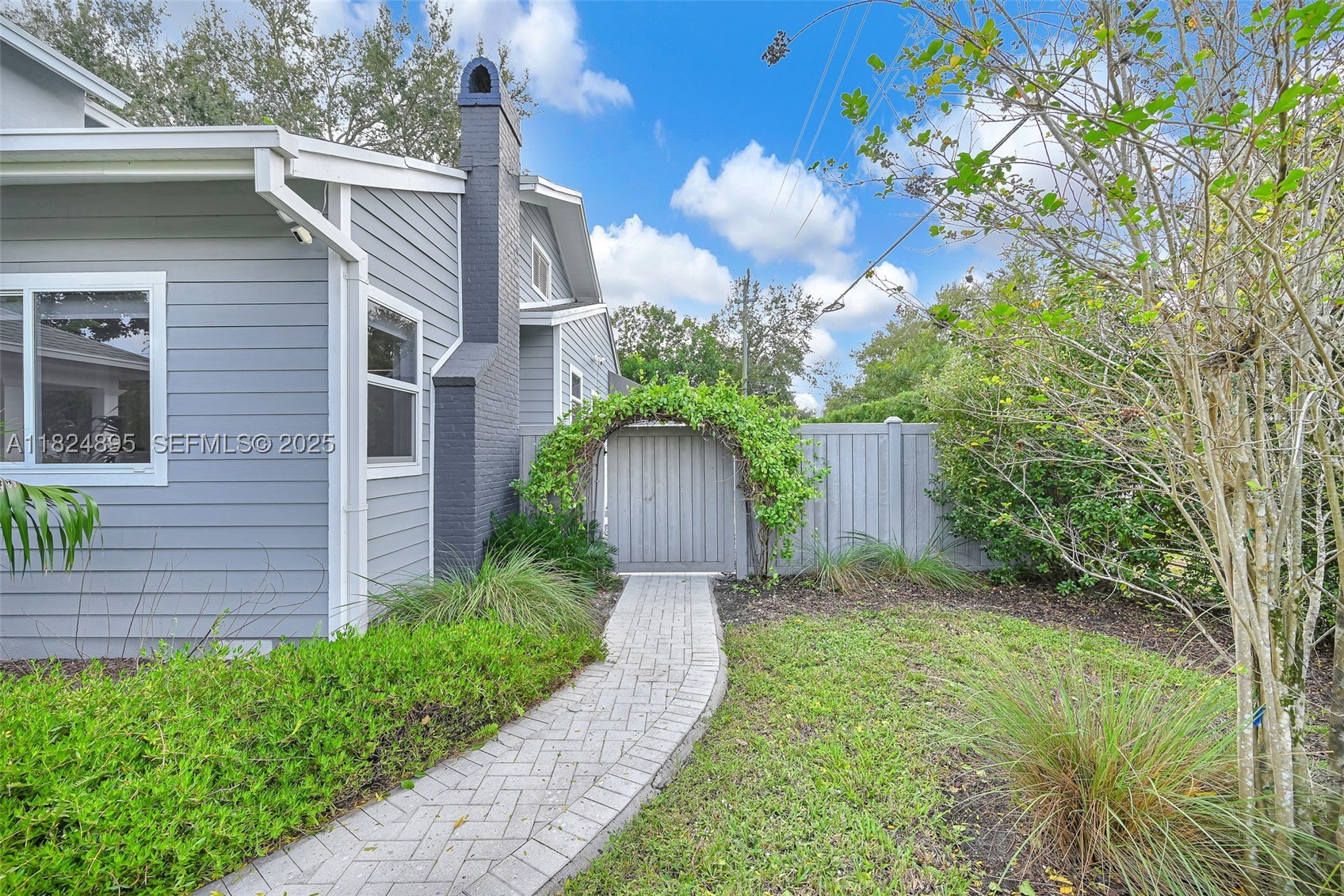 main property photo 77