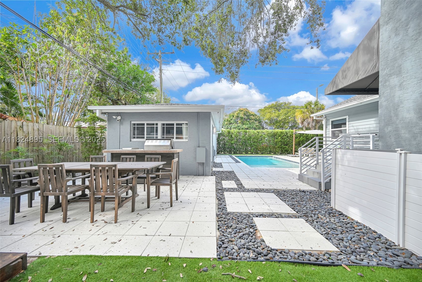 main property photo 90