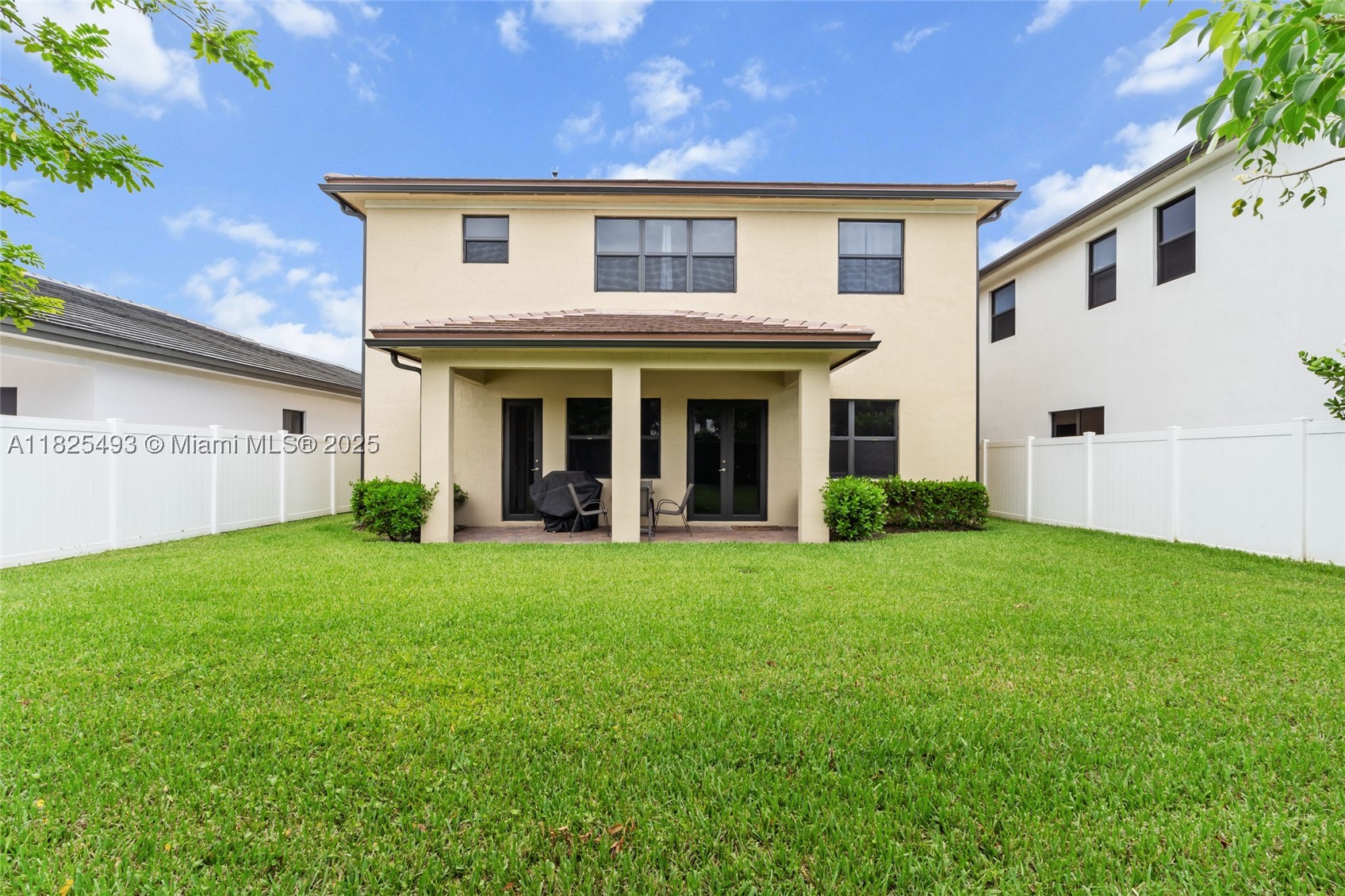 main property photo 47