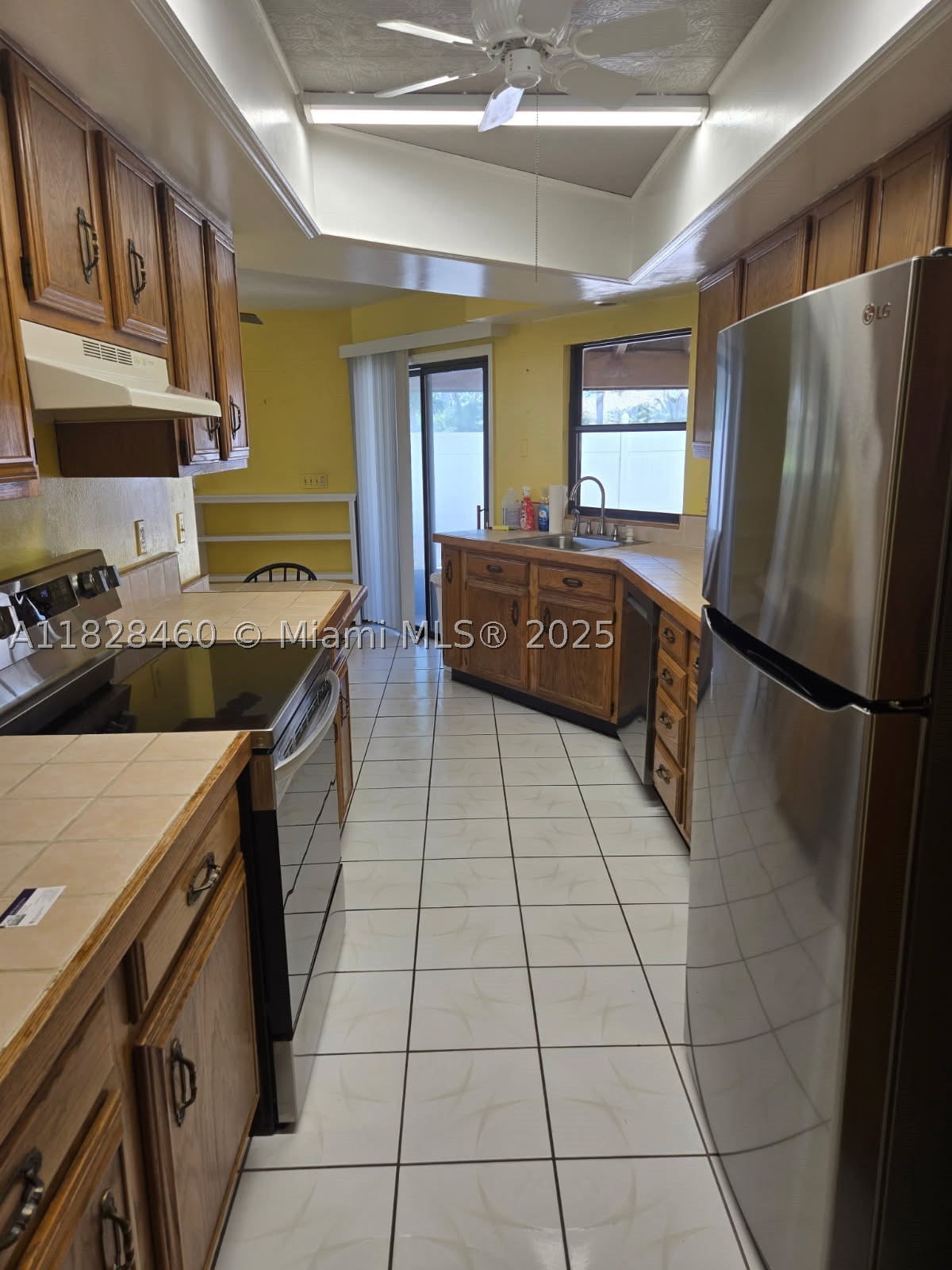 main property photo 18