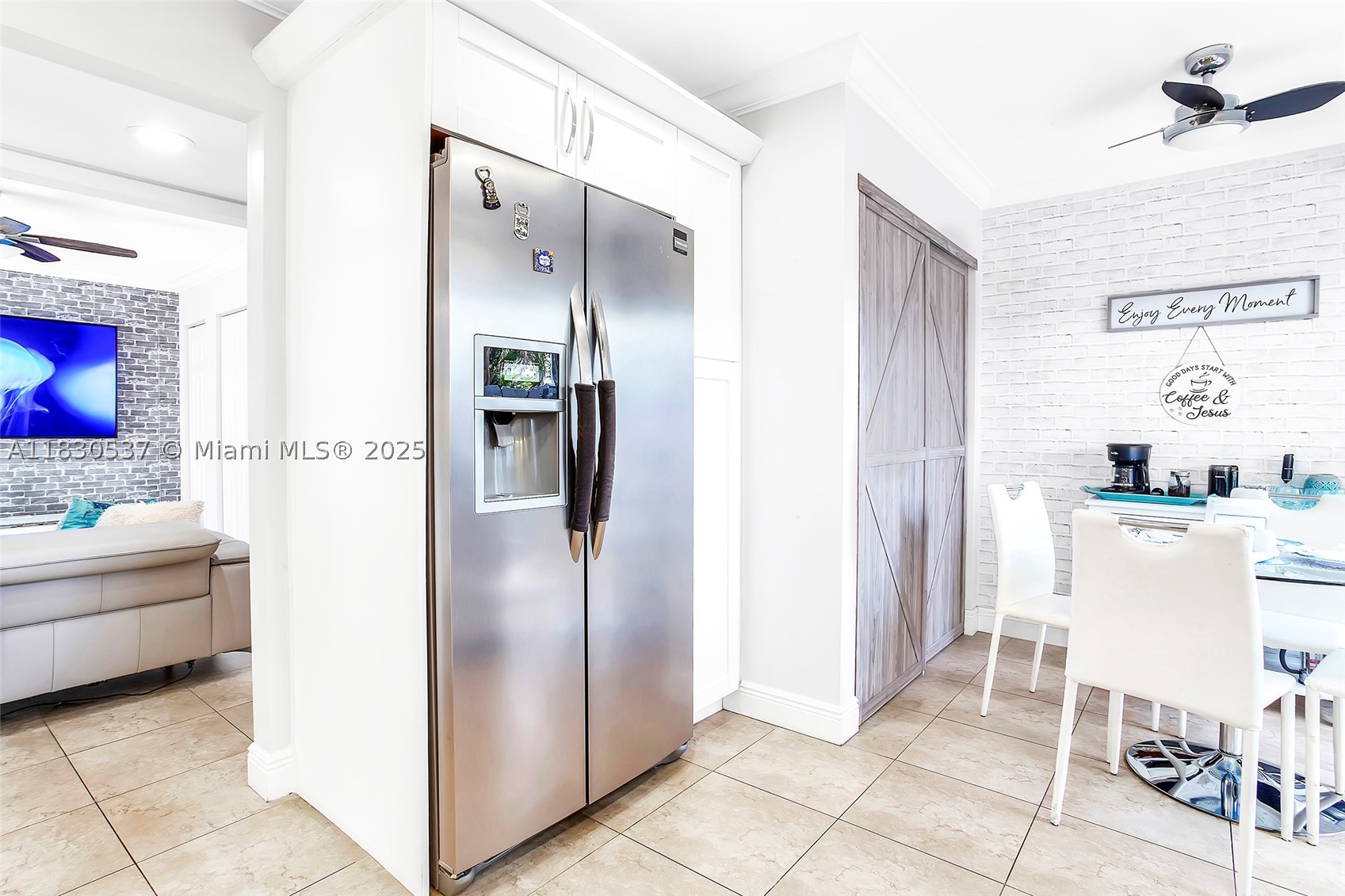 property viewer photo 34